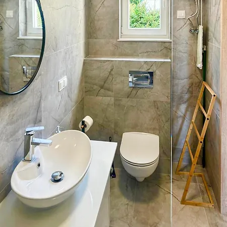 Дом отдыха Gorgeous In With Wifi Пустково