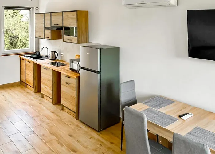 Дом отдыха Gorgeous In With Wifi Пустково